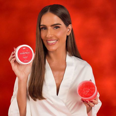 fe2a6586-0729-11f0-b73d-d2195145b667 Esfoliante Íntimo Déborah Secco